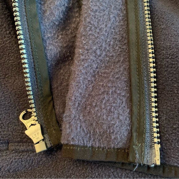 ❄️IZOD❄️ Navy Men’s Fleece Vest Small Full Zip With Pockets Sleeveless - Picture 11 of 12